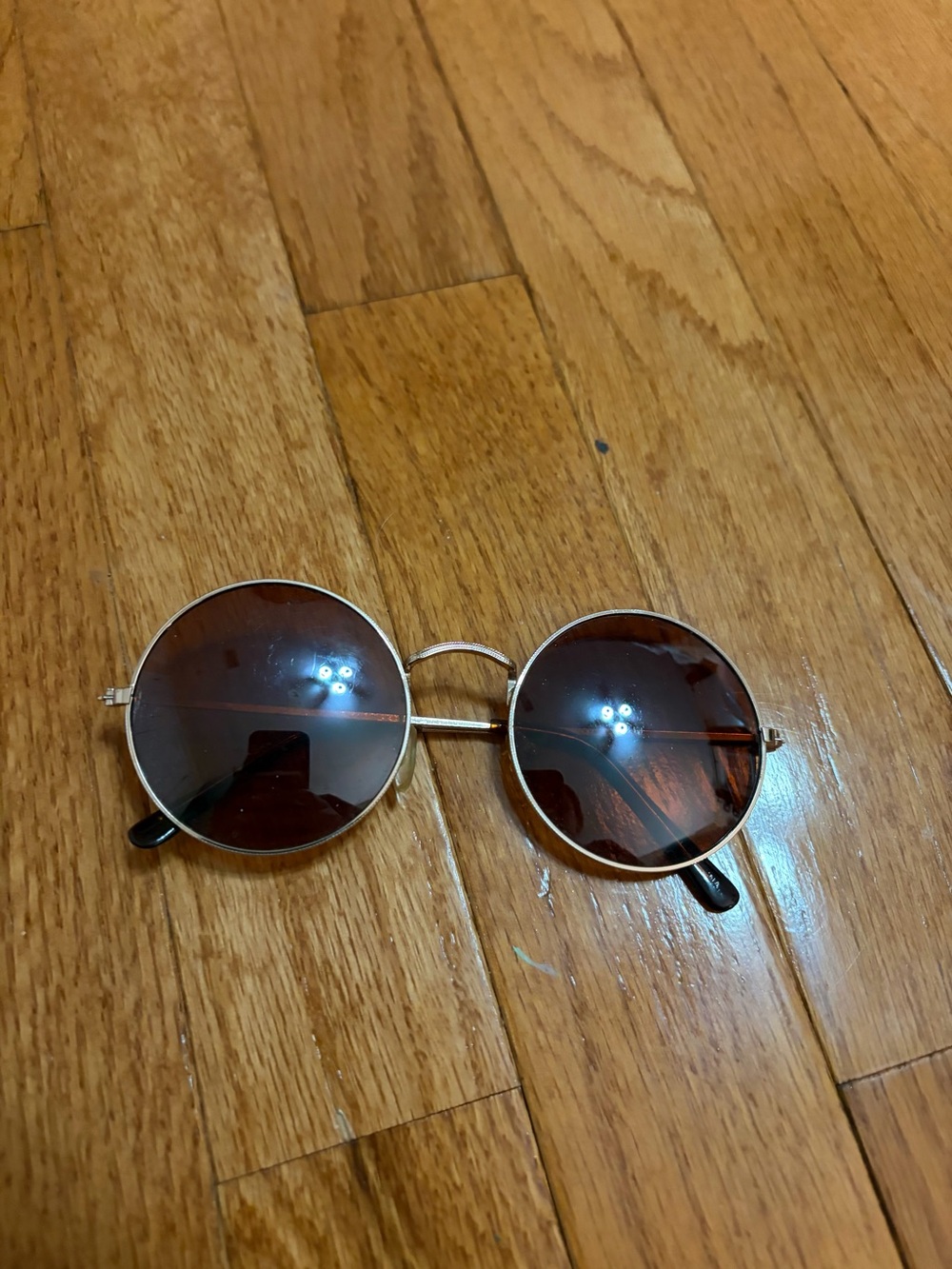 Women’s Round Retro Sunglasses - Brown Lenses